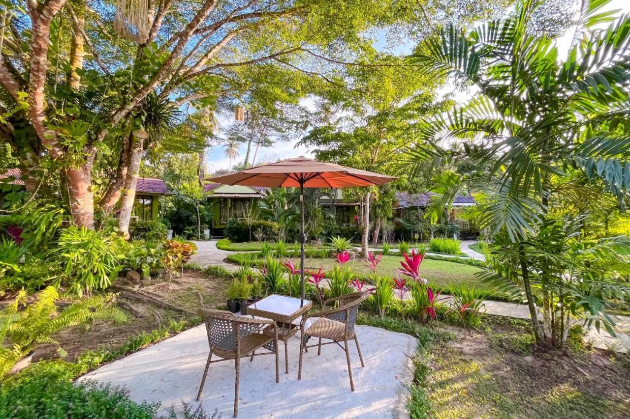 Baan Bua Cottage Sha Extra Plus B5510 Ko Kut Exteriör bild